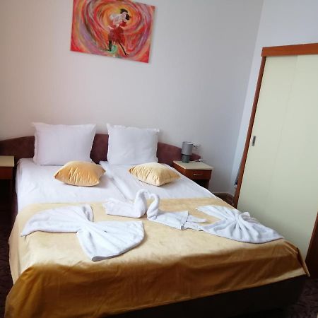 Grand Monastery Apartment ''White Tale'' 潘波洛沃 外观 照片