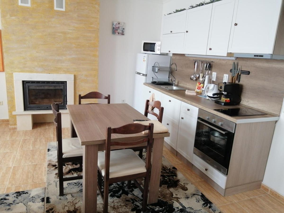 Grand Monastery Apartment ''White Tale'' 潘波洛沃 外观 照片